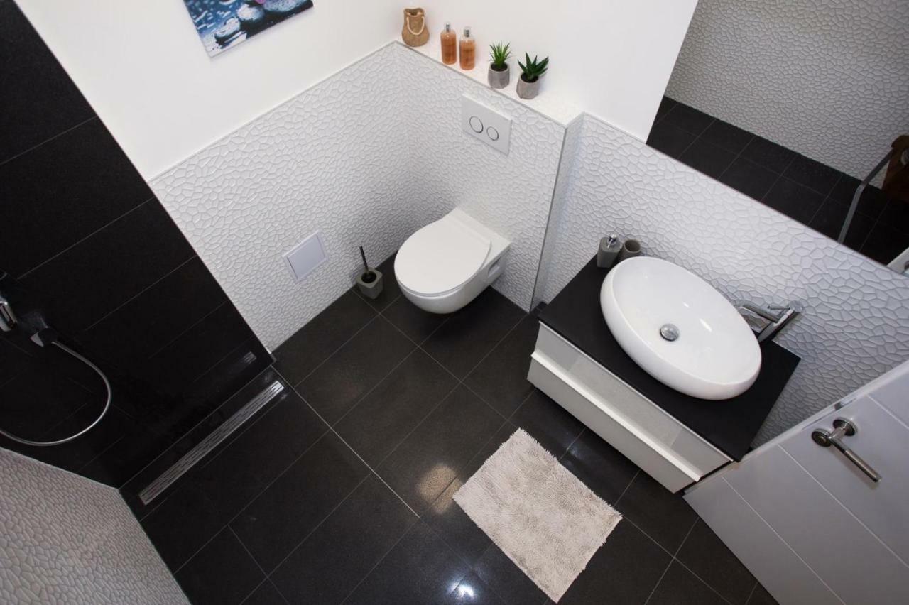 Tip Deluxe Apartment Podstrana Exterior photo